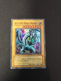 Blue-Eyes White Dragon - Super Rare - SKE-001 1st Edition Yu-Gi-Oh! - Image 1