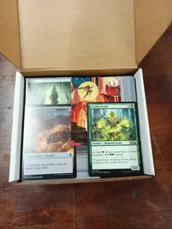 MTG: bulk commons and uncommons-repeats-with very few red cards - Image 1