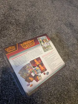 Pokemon Center ETB Scarlet & Violet Obsidian Flames NEW/SEALED - Image 2