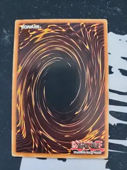 Dark Magician LOB-005 The Legend of Blue Eyes White Dragon-Unlimited Edition - Image 2