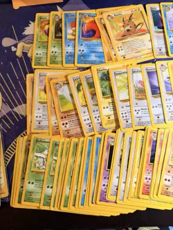 Vintage Pokemon card lot (Base Set, Jungle, Fossil, Base2) - Image 2