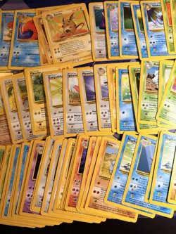Vintage Pokemon card lot (Base Set, Jungle, Fossil, Base2) - Image 3