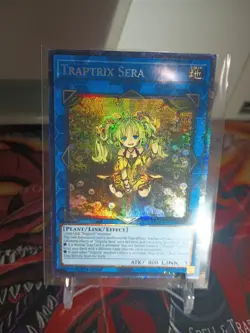 Yugioh Traptrix Sera RA04-EN075 1st Ed Prismatic - Image 1