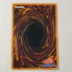 Yugioh Dark Magician P4-02 Japanese Ocg Ultra LP - Image 2