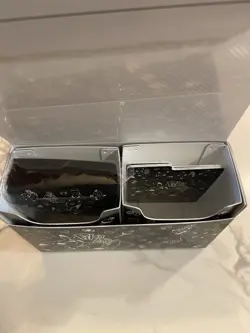 Pokemon TCG: Pikachu Comic-Style Double Deck Box + card sleeves bundle - Image 2