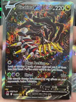 Pokemon TCG Giratina V 186/196 - Alt Art Ultra Rare - SWSH Lost Origin MINT ✅ - Image 1