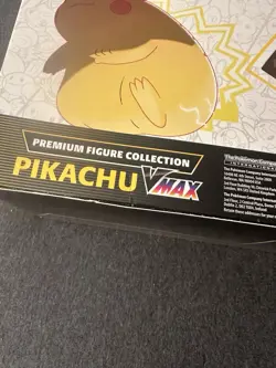 Pokemon TCG: Celebrations Premium Figure Collection Pikachu VMAX 25th Anniversar 820650809408 - Image 3