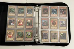 Yugioh Vintage 9 Foil/360 Card Binder Lot Dark Magician Blue-Eyes Red-Eyes 2002 - Image 5