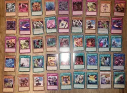 Yugioh Karten Sammlung 176 Stuck Mit Holos Und Alten Karten - Image 3