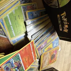 English Pokemon Card Large Lot Lot Comes With Sword&shield Box. - Image 3