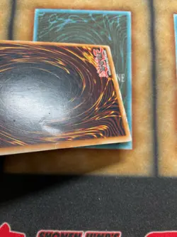 Yugioh Rainbow Dragon CT04-EN005 Secret Rare Limited Edition DAMAGED - Image 5