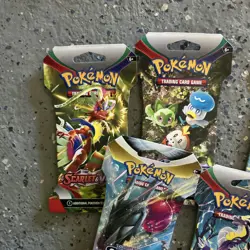 Pokemon TCG Scarlet & Violet Sleeved Booster 3 Pack, 2 Silver Tempest - Image 2
