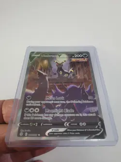 Pokemon TCG Umbreon v Evolving Skies Holo Ultra Rare Card 189/203 Mint Condition - Image 3
