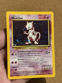 Mewtwo 10/102 Set Base RARA HOLO Carta Pokemon Italiana Buone Condizioni Played - Image 1
