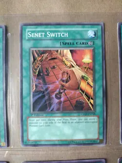 Old Yugioh Cards - Lot F - Image 3