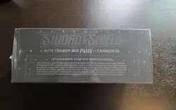 Pokemon TCG Sword & Shield Elite Trainer Box Plus Zamazenta Card Game - POK82743 820650807435 - Image 2