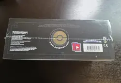 Pokemon TCG Sword & Shield Elite Trainer Box Plus Zamazenta Card Game - POK82743 820650807435 - Image 4