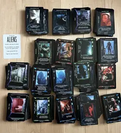 ALIENS PREDATOR CCG VTG 1997 Card Lot - 800+ Cards in MP Condition - Image 1