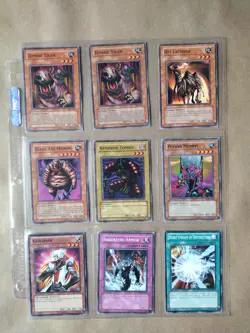 Old Yugioh Cards - Lot K - Image 1