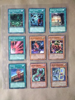 Old Yugioh Cards - Lot O - Image 1