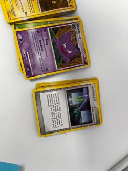 Pokemon Lot early 2000's 1999-2010 pack of 100++ and cards random - Image 3