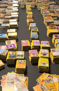 100 Pokemon Card Bulk lot multiple Black Star Rares/Foils/Reverse in every pack! - Image 1