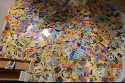 100 Pokemon Card Bulk lot multiple Black Star Rares/Foils/Reverse in every pack! - Image 4