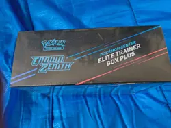 POKEMON TCG CROWN ZENITH POKEMON CENTER ELITE TRAINER BOX PLUS *FACTORY SEALED* - Image 5