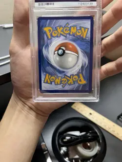 Pokemon TCG Lugia v Alt Art Silver Tempest #186 PSA 10 Gem Mint - Image 2