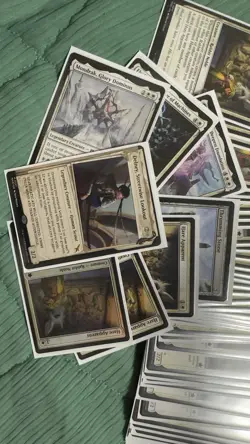 Magic The Gathering Delney Commander Deck, Hare Apparent X44 Ready To Play - Image 1