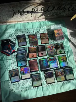 Spectacular Spiderman Foils 3 Boosters Magic The Gathering +100 Cards MTG - Image 1