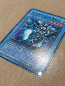 Paladin of White Dragon SKE-024 YuGiOh card (MP/HP) - Image 1