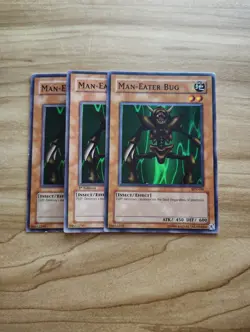 Yu-Gi-Oh! - Man-Eater Bug 3X - Complete Playset - Image 1