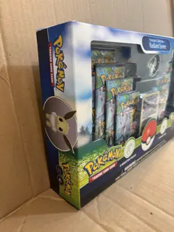 Pokemon Go Radiant Eevee Premium Collection Box Sealed 820650850523 - Image 4