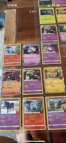 Assortment of Pokemon Halloween cards - Image 5
