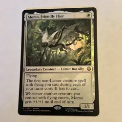 MTG Momo, Friendly Flier Universes Beyond Foil ** tla ** En - Image 1