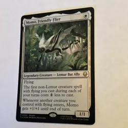 MTG Momo, Friendly Flier Universes Beyond Foil ** tla ** En - Image 2