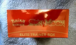 Sun and Moon Base ETB Factory Sealed - Solgaleo - Pokemon Elite Trainer Box Red - Image 4