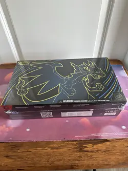 Pokemon TCG Mega Charizard X ex Ultra Premium Collection - Image 4