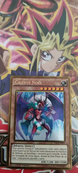 Yu-Gi-Oh! Griffes Noel PGL2-FR021 1st Gold Secrete Rare Francaise / santa claws - Image 3