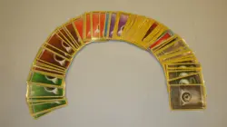 LOT 100 VINTAGE POKEMON 2002 - 2004 ENERGY CARDS - Image 1