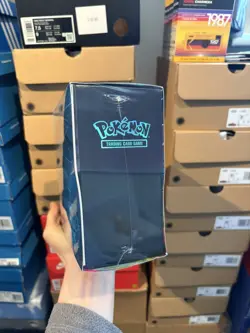 Pokemon TCG - Mega Evolution Phantasmal Flames ETB | BRAND NEW & SEALED 💨🔥 - Image 3