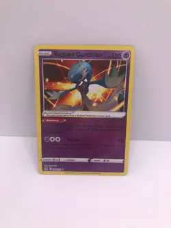 Radiant Gardevoir 2022 Pokemon Sword & Shield Lost Origin Holo #069/196 NM-MT - Image 1
