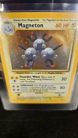 Magneton 009/102 Base Set Holo Rare Pokemon Card 🔥 LP Good Condition Make Offer - Image 2