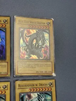Yu-Gi-Oh! 4x Blue-Eyes White Dragon / Blauaugiger W. Drache SKE 1.Edition / unl. - Image 3