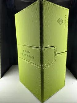 Ultimate Guard Twin Flip n Tray Case 200+ Xenoskin Summer Edition 2025 Lime - Image 1
