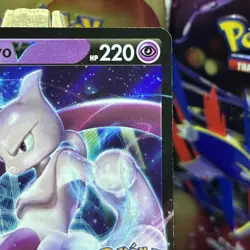 Pokemon - Mewtwo V - SWSH223 - Pokemon Go - Black Star Promo - Image 3