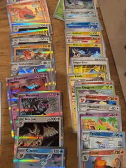 Lot Of 246 Pokemon Cards Holo, Reverse Holo, Bulk - Image 3