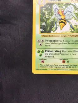 Pokemon Cards: Base Set Shadowless Rare: Beedrill 17/102 - Image 5