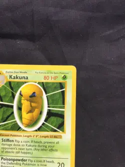 Pokemon Cards: Base Set 1st Edition Uncommon: Kakuna 33/102 - Image 3